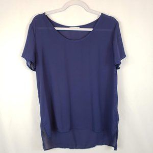 Soprano sheer purple blouse. L